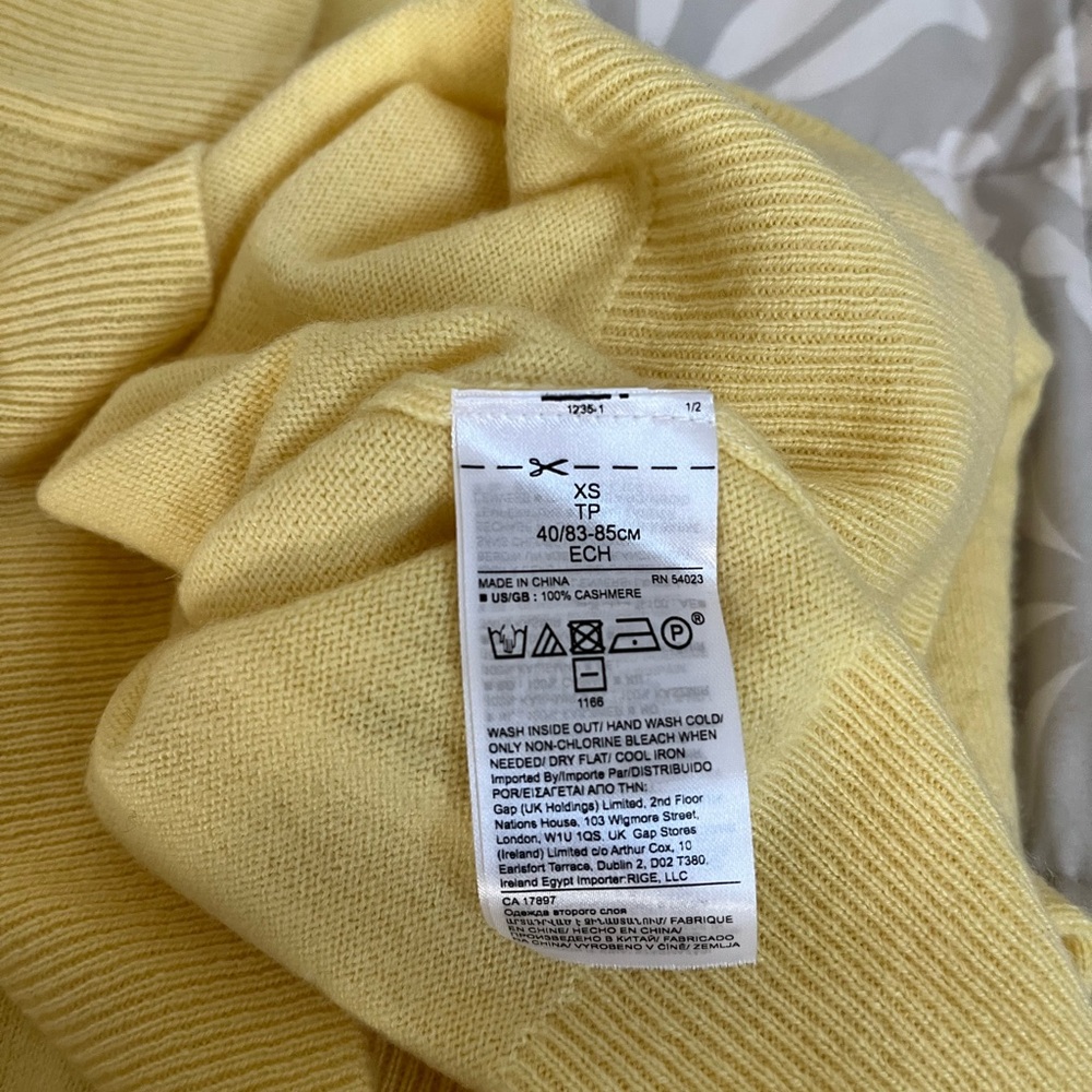 NWT X-Small Banana Republic Yellow Crew Neck 100% Cashmere Women’s Sweater - Picture 5 of 7